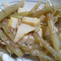 くま0908's cooksnap of when they made 白だしで簡単！絶品！たけのことふきの煮物.