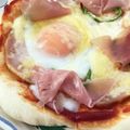 おやつや's cooksnap of when they made 卵とろ〜り♡ビスマルクピザ.