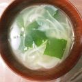 まん丸みかリン's cooksnap of when they made 玉ねぎとワカメだけ！簡単鶏ガラスープ.