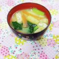 ふうはっちゃん's cooksnap of when they made 小松菜 人参 油揚げの味噌汁^^.