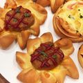 あすころとっつ's cooksnap of when they made 惣菜パン・可愛いひまわりハンバーグパン.