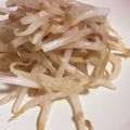 Yuzu◉'s cooksnap of when they made レンジだけで簡単！もやしとツナのサラダ.