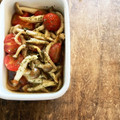 カズ形33's cooksnap of when they made きのことプチトマトの焼きマリネ.