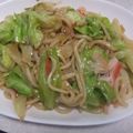 きらり流れ星's cooksnap of when they made ありあわせ焼きうどん.