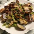 双子プラスone's cooksnap of when they made ふきとあさりの白ワイン蒸し.