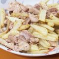 のぶきよりん's cooksnap of when they made カリカリ豚肉と薄切りポテトの塩バター炒め.