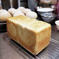 ぶん☆ぎん's cooksnap of when they made 自家製酵母♫ミルク食パン.