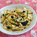 赤い電話's cooksnap of when they made 酒が進むのやみつきキャベツ.