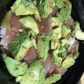 クック2H9MD0☆'s cooksnap of when they made 簡単で美味いアボカドマグロ漬け丼.