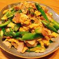 あやろん's cooksnap of when they made 簡単!卵*アスパラベーコンのオイマヨ炒め.