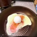GoGo島みかん's cooksnap of when they made 黄身が真ん中♪目玉焼き.