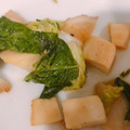 クックS5N2AF☆'s cooksnap of when they made エリンギと白菜のガリバタ炒め.