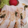 akiyuママ's cooksnap of when they made 焼肉のタレで旨楽☆レンジ蒸し鶏でよだれ鶏.