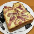 Etsu☆ko's cooksnap of when they made ＃ベーコンチーズマヨトースト.