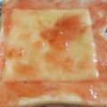 クック8B50KT☆'s cooksnap of when they made いちごジャムと溶けるチーズのトースト.