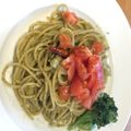 maezuchu's cooksnap of when they made ジェノベーゼソースとトマトのパスタ.