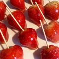 うめぼーーー's cooksnap of when they made ピッカピカ♪子供と作るパリパリいちご飴.