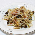 Emy．com's cooksnap of when they made 旨味ＵＰ♪♪もやしの梅和え.