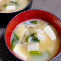☆あいちゃん's cooksnap of when they made 秋しめじワカメ卵まるごと味噌汁.