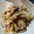 ＭＩ−ＳＡＮ's cooksnap of when they made レンジでしめじと白ネギのバタつゆ和え☆.