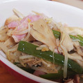 ｅｋ４'s cooksnap of when they made 舞茸とソーセージとモヤシの炒め物.
