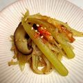 手抜きしーちゃん♪'s cooksnap of when they made ふきとこんにゃくのピリ辛ごま油炒め.