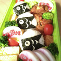 ナツ☆ママ's cooksnap of when they made こどもの日＊簡単＊鯉のぼりおにぎり弁当.