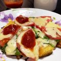 ☆GSSQHY☆'s cooksnap of when they made パンの耳で♡フライパンで作るピザパン♡.