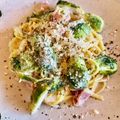 Zelie's cooksnap of when they made 芽キャベツとベーコンのクリームパスタ.