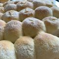 カレーは二日目's cooksnap of when they made オリーブオイルのシンプルパン.