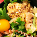 ミッチョリーナ's cooksnap of when they made むね肉と新玉のハニマスオイスター炒め.