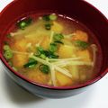 くみちょ～～'s cooksnap of when they made 厚揚げ えのき 小ネギ 味噌汁.