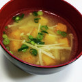 くみちょ～～'s cooksnap of when they made 厚揚げ えのき 小ネギ 味噌汁.