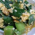 ひっこ's cooksnap of when they made 新玉ねぎの葉っぱの卵とじ.