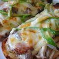 ゆりぼぉ's cooksnap of when they made ジューシーきのこのチーズトースト.