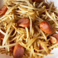 ママメイン！時々子供's cooksnap of when they made 早!!安!!旨!!もやしとウインナー炒め.