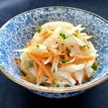 お料理ニャロメ's cooksnap of when they made 簡単♪ 玉ねぎ、大根のマリネ風.