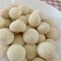となりのととろっ♪'s cooksnap of when they made 簡単大量★スノーボール.