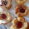 料理好きなホウ's cooksnap of when they made 簡単！菓子パン用お花パン＊母の日父の日.