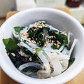 もんちとあずき's cooksnap of when they made 新玉ねぎとわかめのツナマリネ【作り置き】.
