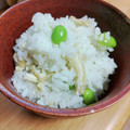 往きつ戻りつ's cooksnap of when they made 油揚げと枝豆の炊き込みご飯.