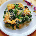 かわゆう1211's cooksnap of when they made 卵とほうれん草とじゃこの炒め.