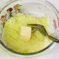 ずちぁーーの☆'s cooksnap of when they made 【じゃがいも消費】チーズインいももち.