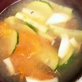 やえまりも's cooksnap of when they made 簡単！ズッキーニとトマトのお味噌汁.