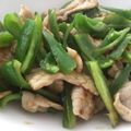 さおりん@料理特訓中's cooksnap of when they made 手軽に青椒肉絲.