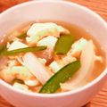 Aloha☆★'s cooksnap of when they made お味噌汁に　新玉ねぎ　絹さやえんどう.