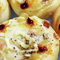 だんご倶楽部's cooksnap of when they made ＨＢで玉ねぎとベーコンの惣菜パン.