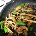 さささくくら's cooksnap of when they made なすともやしとピーマンのカレー味噌炒め.