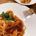 クックHQV6RY☆'s cooksnap of when they made 有頭海老の旨味丸ごと☆トマトソースパスタ.