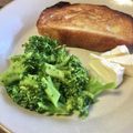 コムギ大好き's cooksnap of when they made 我流ブロッコリーのくたくた.